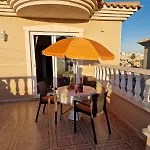 Loelka Villa *