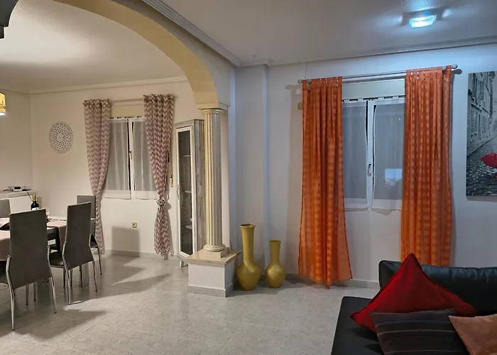 Loelka Villa *